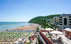 Giovanna Regina Hotel